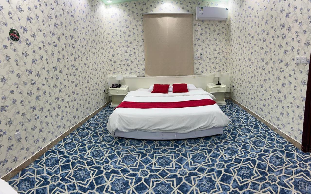 فندق ادوماتو Adomato Hotel Dawmat al-Jandal Екстер'єр фото
