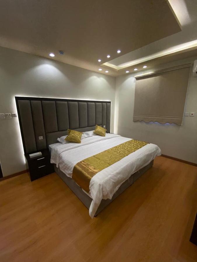 فندق ادوماتو Adomato Hotel Dawmat al-Jandal Екстер'єр фото