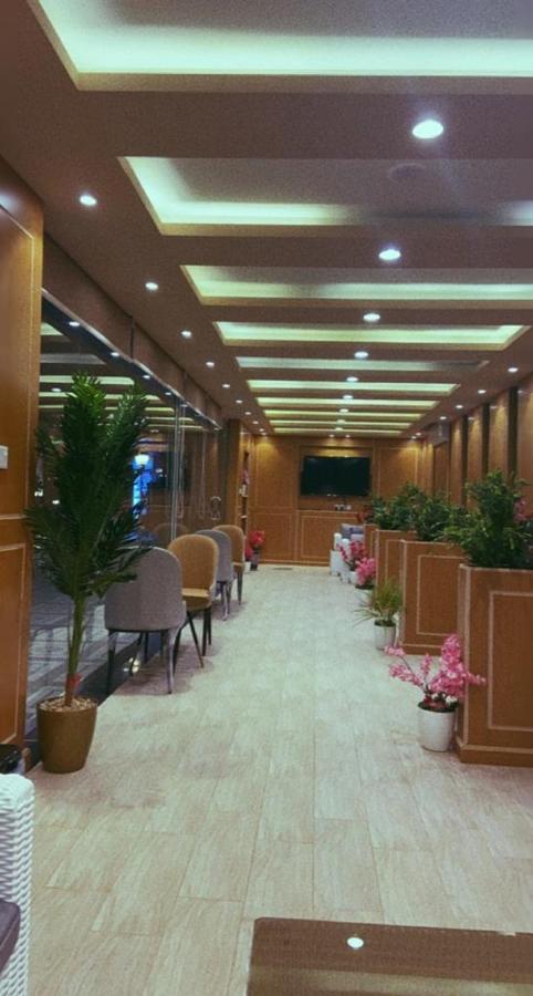 فندق ادوماتو Adomato Hotel Dawmat al-Jandal Екстер'єр фото