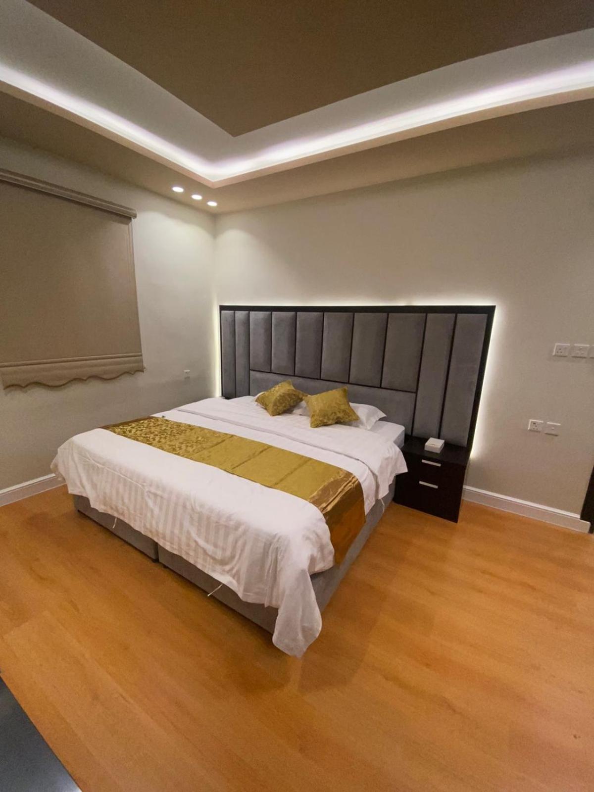 فندق ادوماتو Adomato Hotel Dawmat al-Jandal Екстер'єр фото
