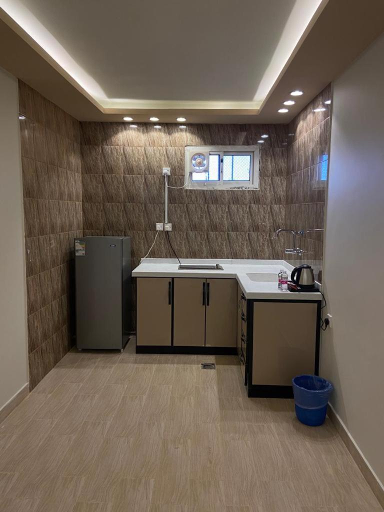 فندق ادوماتو Adomato Hotel Dawmat al-Jandal Екстер'єр фото