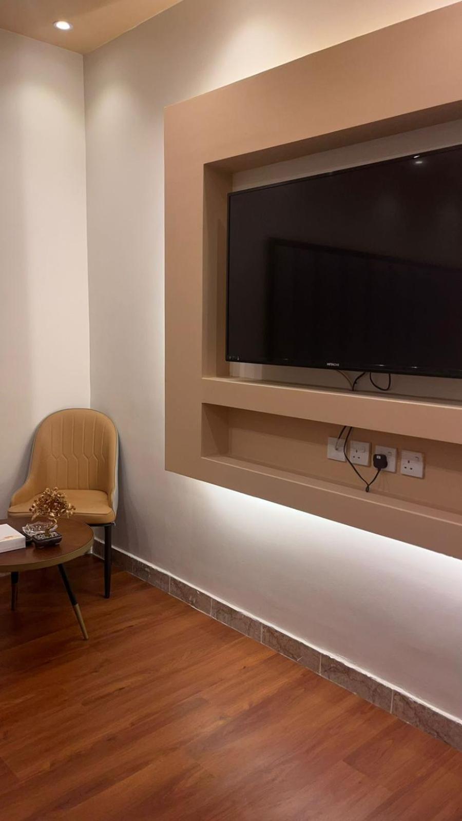 فندق ادوماتو Adomato Hotel Dawmat al-Jandal Екстер'єр фото